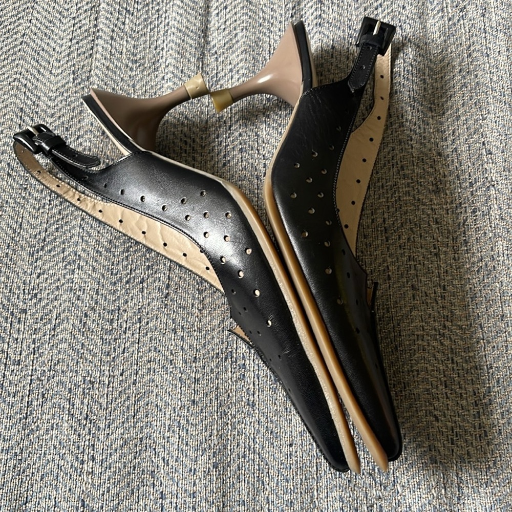 Mosquitos Women’s Black Perforated Leather Sling Back kittens Shoes Size: 5 - Picture 12 of 13